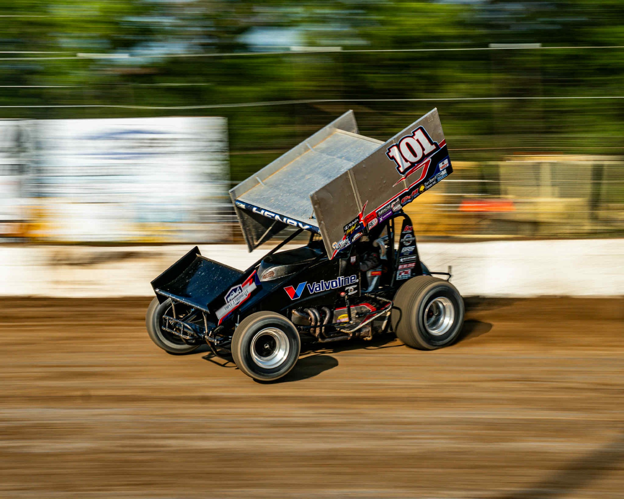 Kalib Henry injured at Attica Raceway - Seriously Fast Motorsports